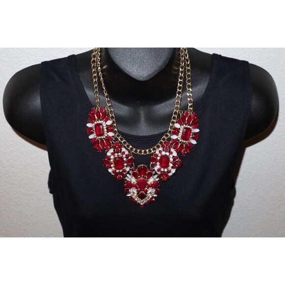 Chunky Necklace Gold Toned Chain Red White Stones Rhinestone Statement 18" - Picture 3 of 11